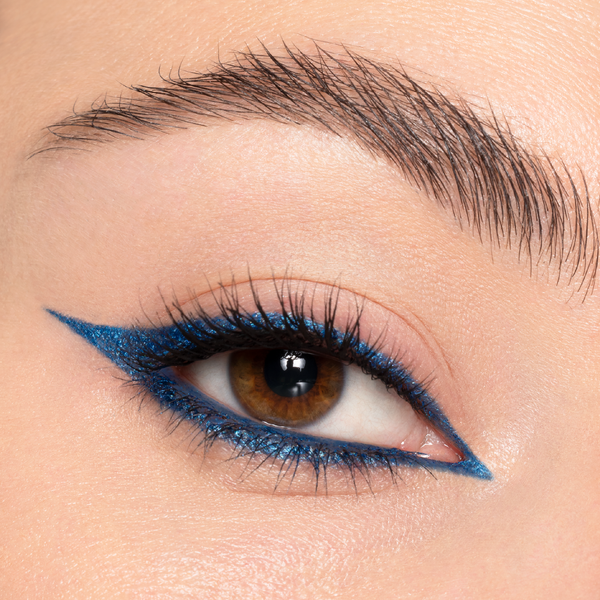    cliomakeup-alldaylove-matite-occhi-06-atlantic-indossato-02